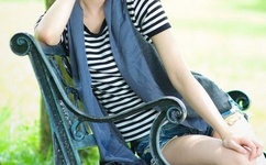 玩弄秘书的奶又大又软A片